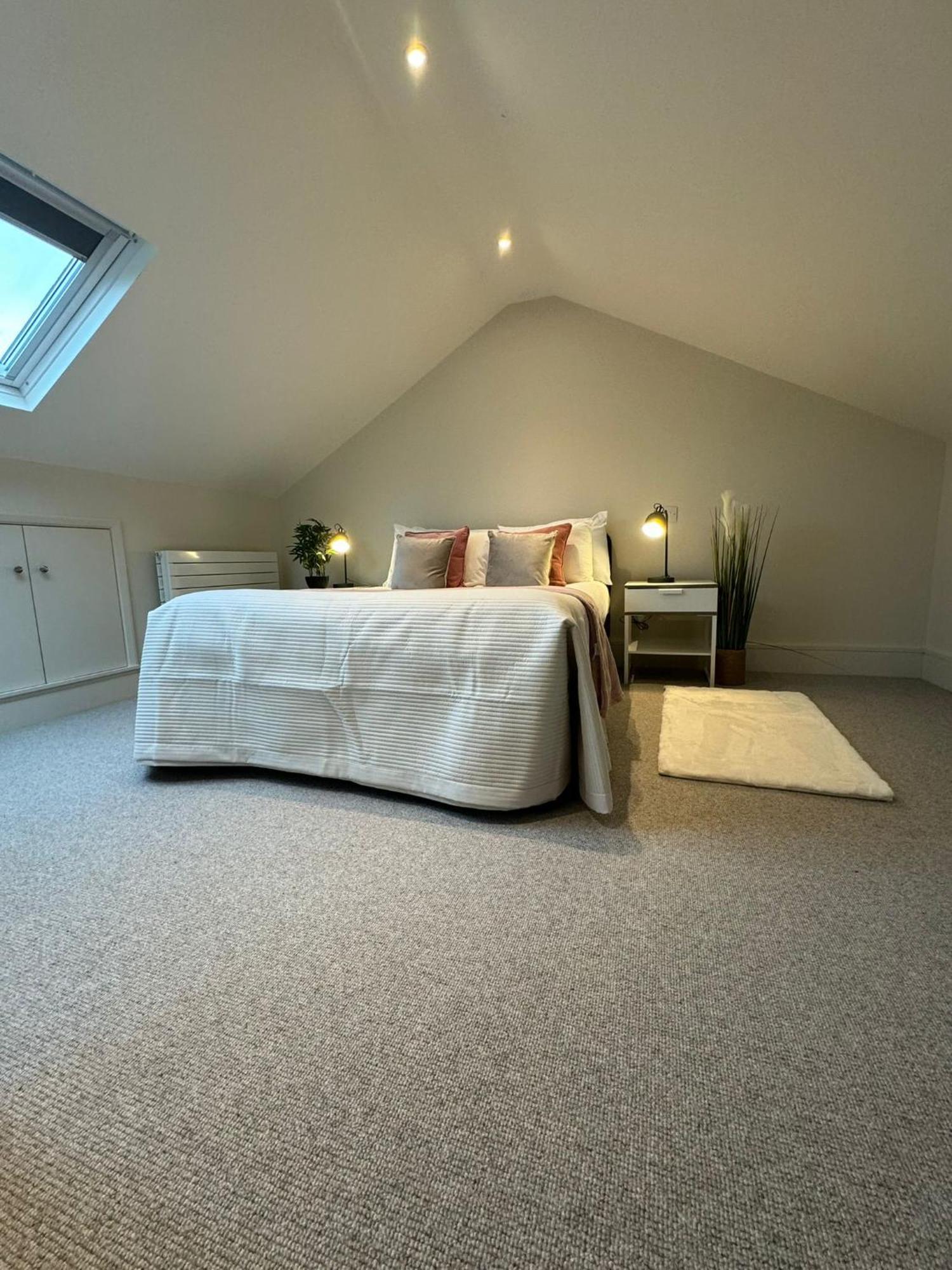 Osbourne House Pink 2 Bed, 2 And Half Bath Apartment Birmingham Ngoại thất bức ảnh