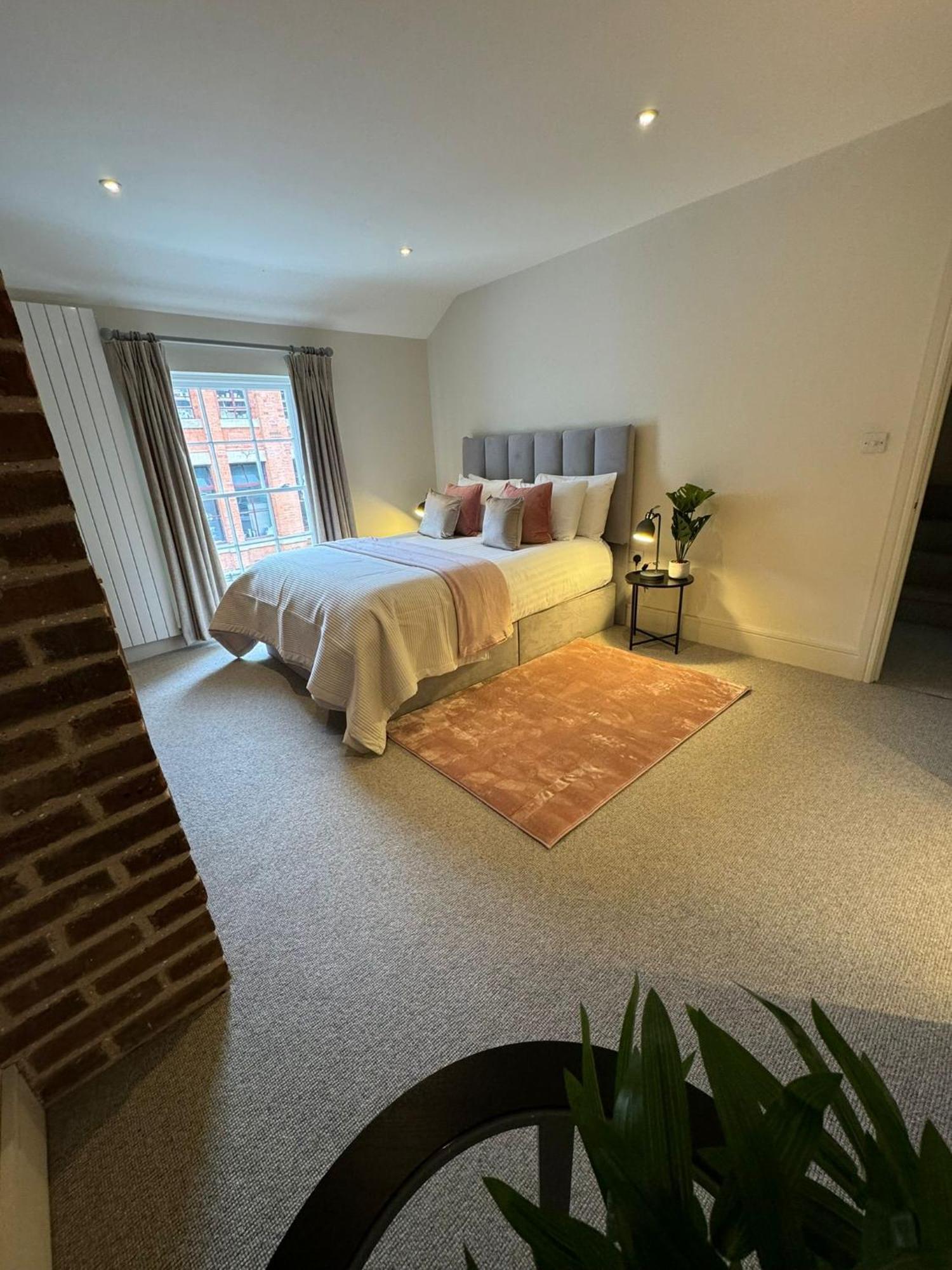 Osbourne House Pink 2 Bed, 2 And Half Bath Apartment Birmingham Ngoại thất bức ảnh