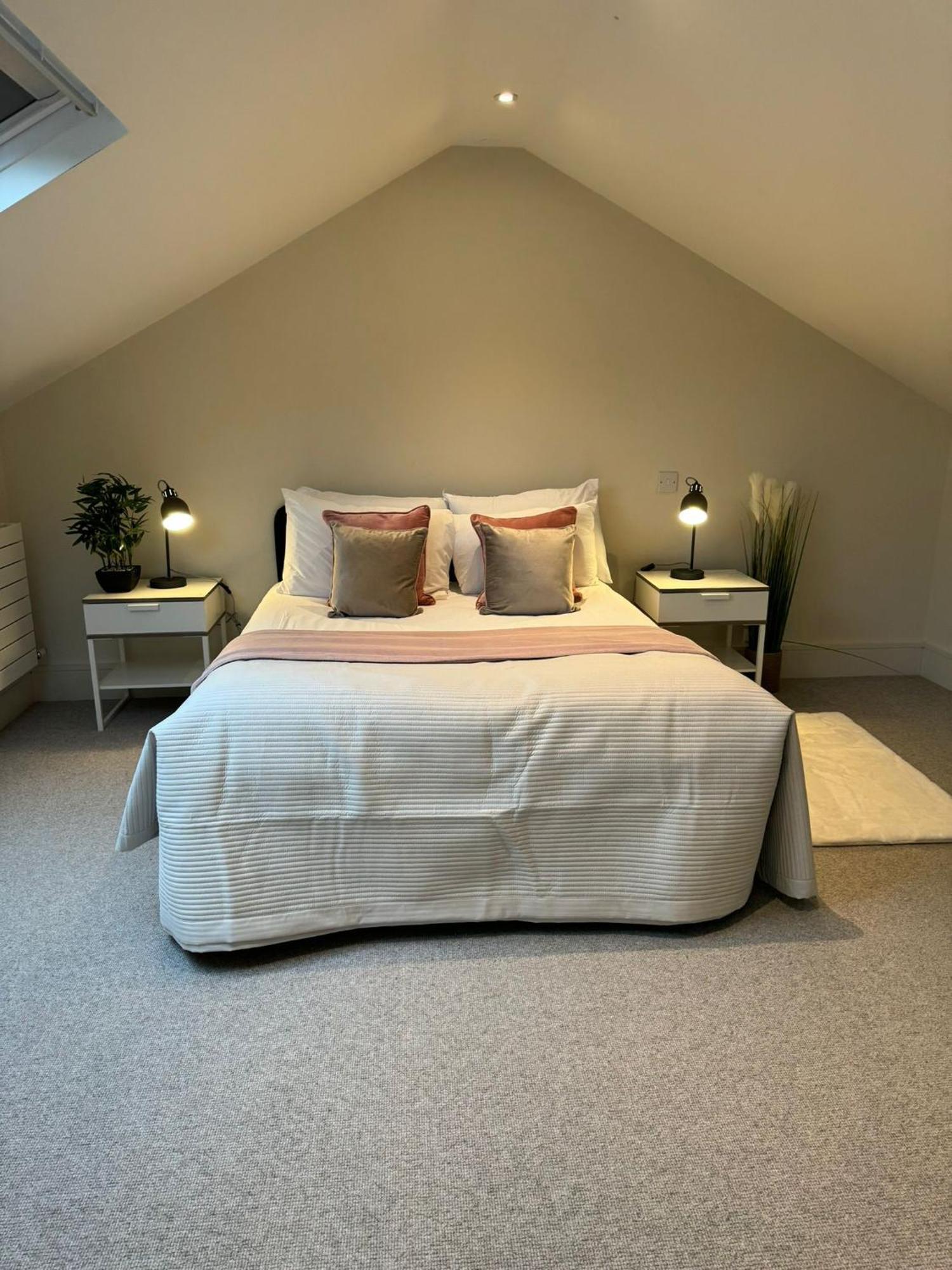 Osbourne House Pink 2 Bed, 2 And Half Bath Apartment Birmingham Ngoại thất bức ảnh