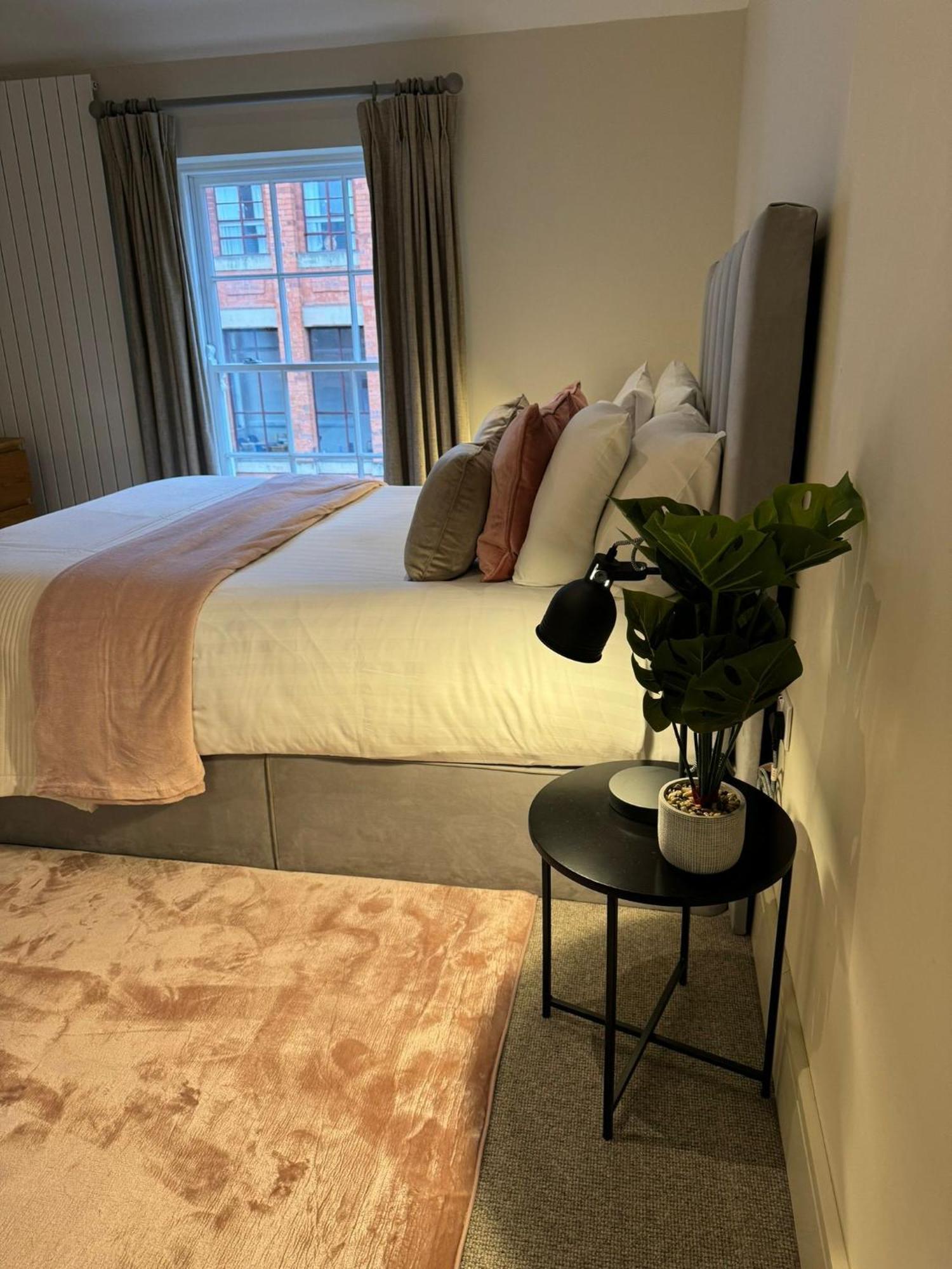 Osbourne House Pink 2 Bed, 2 And Half Bath Apartment Birmingham Ngoại thất bức ảnh